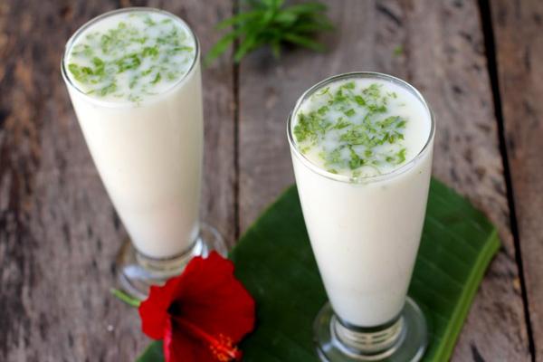 ದೇಹದ ಉಷ್ಣತೆ ಕಡಿಮೆ ಮಾಡಲು ಮಜ್ಜಿಗೆ ಕುಡಿಯಿರಿ –