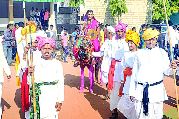 ಸಂವಿಧಾನದ ಆಶಯ ಉಳಿಸಿ