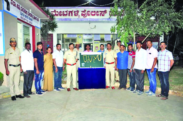 ಮೂವರು ಮನೆಗಳ್ಳರ ಬಂಧನ
