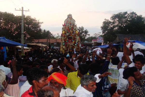 ಬೇತೂರಲ್ಲಿ ಕೊಲ್ಲಾಪುರದಮ್ಮ ಜಾತ್ರೆ