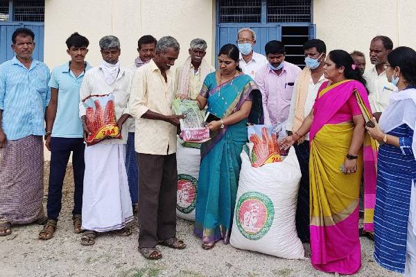 ರೈತ ಸಂಪರ್ಕ ಕೇಂದ್ರದಲ್ಲೇ ಬಿತ್ತನೆ ಬೀಜ ಖರೀದಿ