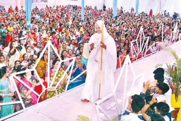 ಜೈನ ಸನ್ಯಾಸ ದೀಕ್ಷೆಯಿಂದ ಸೋಹಂಜ್ಯೋತಿ ಸೃಷ್ಟಿ