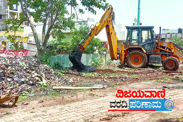 ಕೆರೆ ಆವರಣದಲ್ಲಿ ಸ್ವಚ್ಛತಾ ಕೆಲಸ ಆರಂಭ