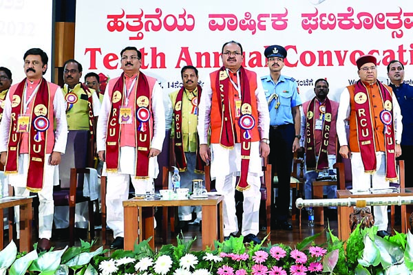 ಮೂವರಿಗೆ ಗೌರವ ಡಾಕ್ಟರೇಟ್ ಪ್ರದಾನ