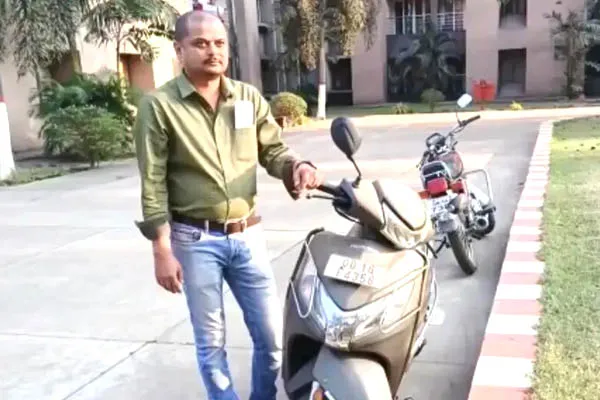 Photo of Odisha Scooter Owner
