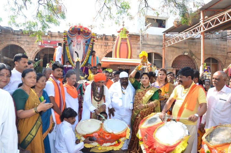 ಗದಗ: ಜಿಲ್ಲೆಯಾದ್ಯಂತ ಪುಟ್ಟರಾಜ ಕವಿ ಗವಾಯಿಗಳ 109ನೇ ಜಯಂತ್ಯೋತ್ಸವ
