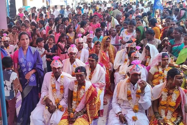 ALAVANDI-MASS-MARRIGE