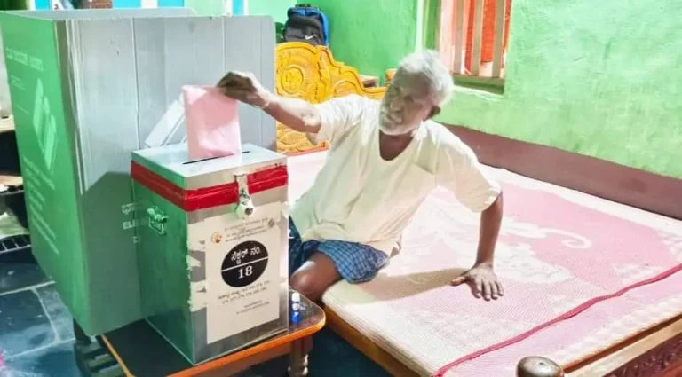 Old Man Vote from his house