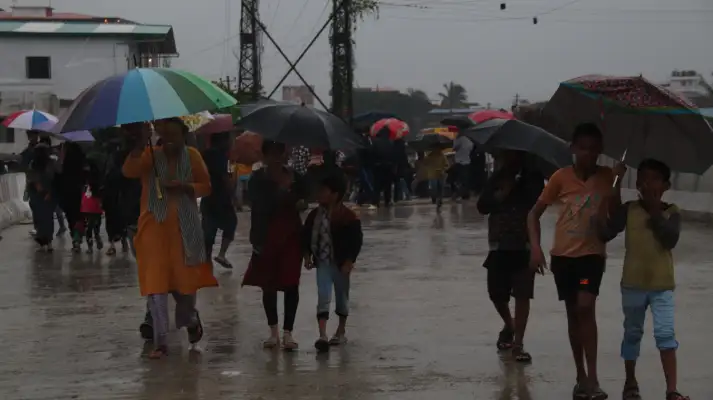 ಇಂದು ಶಾಲೆಗಳಿಗೆ ರಜೆ ಘೋಷಣೆ