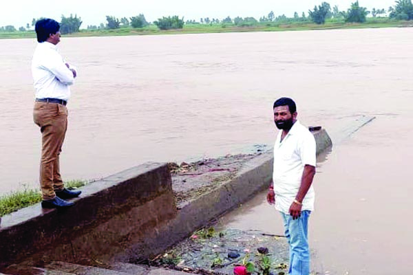 ಹೊಳೆ ದಡಕ್ಕೆ ಹೋಗದಂತೆ ಸೂಚನೆ