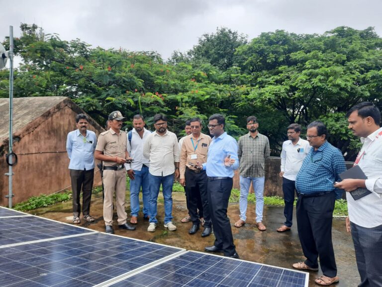 ತಹಸೀಲ್ದಾರ್ ಕಚೇರಿ ಸೋರಿಕೆಗೆ ಸಿಗಲಿದೆ ಮುಕ್ತಿ; ‘ವಿಜಯವಾಣಿ’ ವರದಿ ಬೆನ್ನಲ್ಲೇ ಡಿಸಿ ಭೇಟಿ