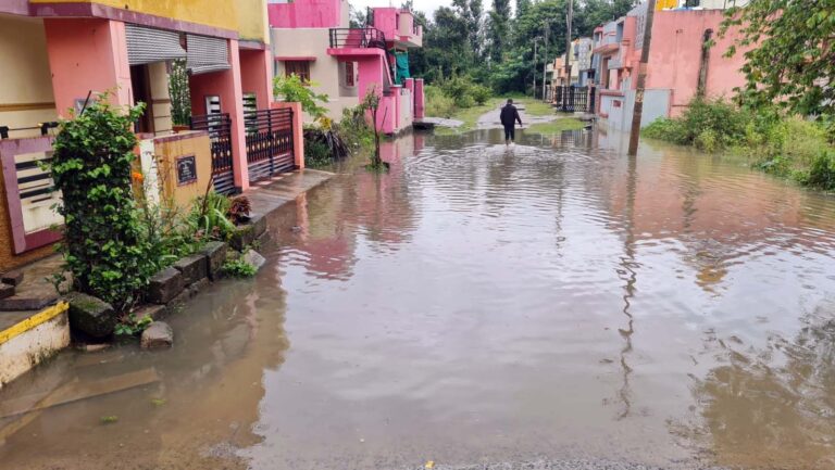 ತಡೆಗೋಡೆ ನಿರ್ಮಿಸಿದಲ್ಲಿ ಪ್ರವಾಹಕ್ಕೆ ತಡೆ