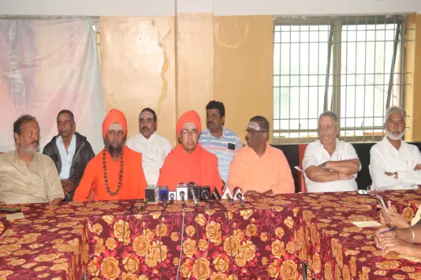 Bekkina Kalmath Sri Dr. Mallikarjuna Murugharajendra Swamiji press meet