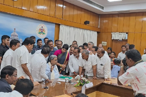 The delegation met by CM