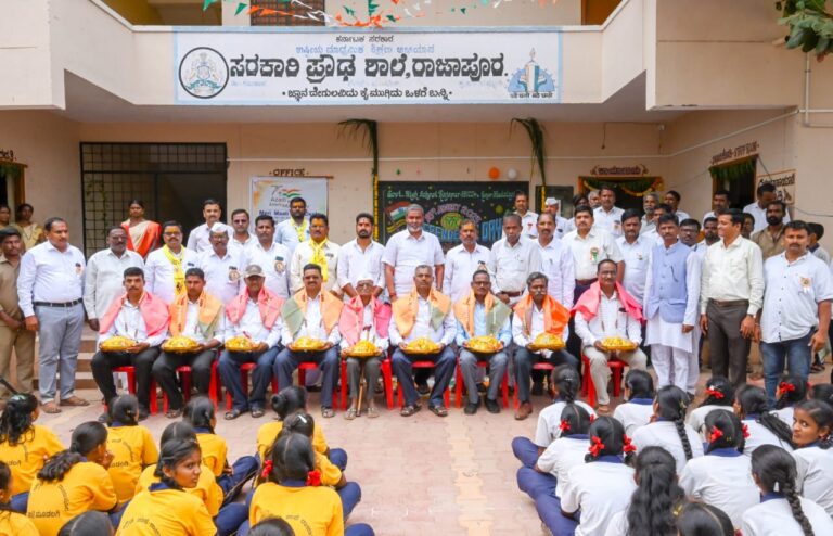 ವೀರಯೋಧರ ತ್ಯಾಗ, ಬಲಿದಾನ ಸ್ಮರಣೀಯ ಶಾಸಕ ಬಾಲಚಂದ್ರ ಜಾರಕಿಹೊಳಿ