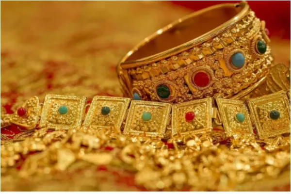 Gold, Silver Price; 22 ಕ್ಯಾರಟ್​ನ 10 ಗ್ರಾಂ ಚಿನ್ನದ ಬೆಲೆ ಕೊಂಚ ಇಳಿಕೆ…