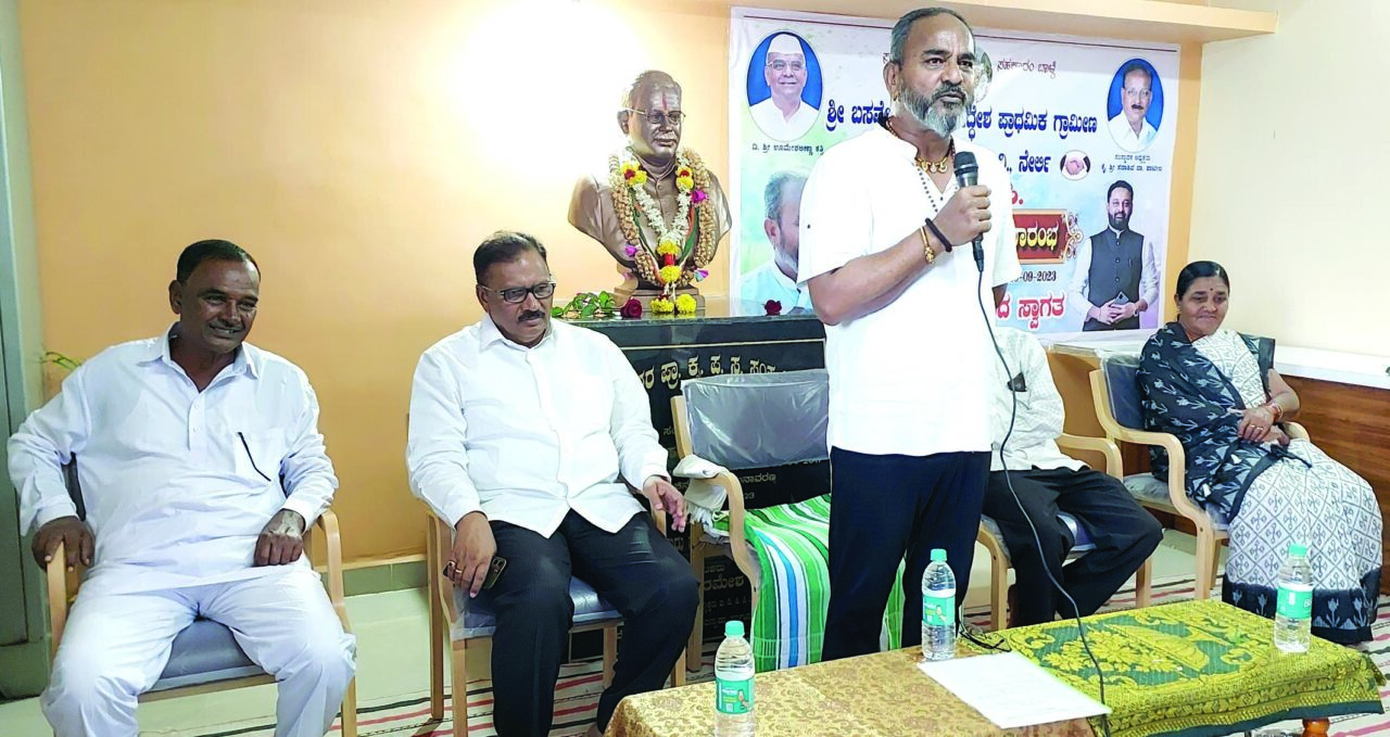 ಮಹಿಳೆಯರು ಸ್ವಾವಲಂಬನೆ ಸಾಧಿಸಲಿ