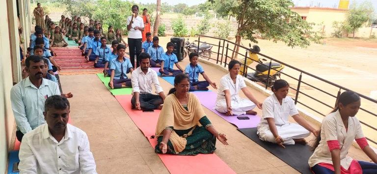 ಶರೀರ, ಮನಸ್ಸುಗಳನ್ನು ಕೂಡಿಸುವುದೇ ಯೋಗ