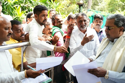 ರಾಗಿ ಮಾರಿದ್ದ ರೈತರಿಗೆ ಬಾರದ ಹಣ-  ಪಾವತಿಗೆ ಸಿಎಂ ಸಿದ್ದರಾಮಯ್ಯ ಸೂಚನೆ 