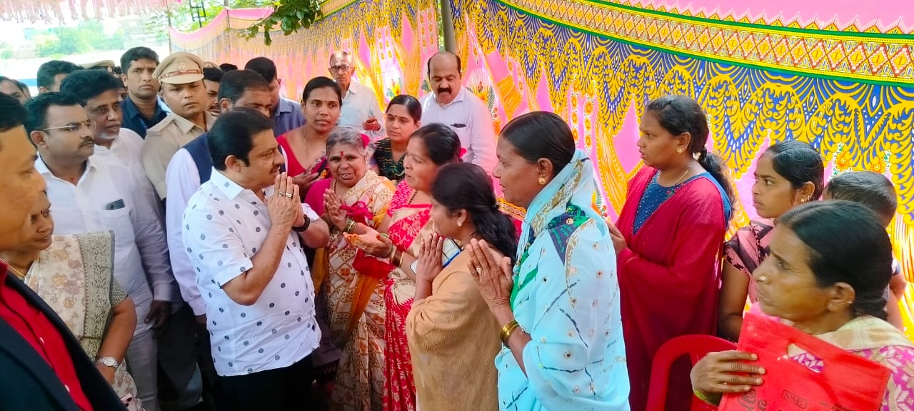 ಜನತಾ ದರ್ಶನಕ್ಕೆ ಭಾರೀ ಜನ ಸ್ಪಂದನ