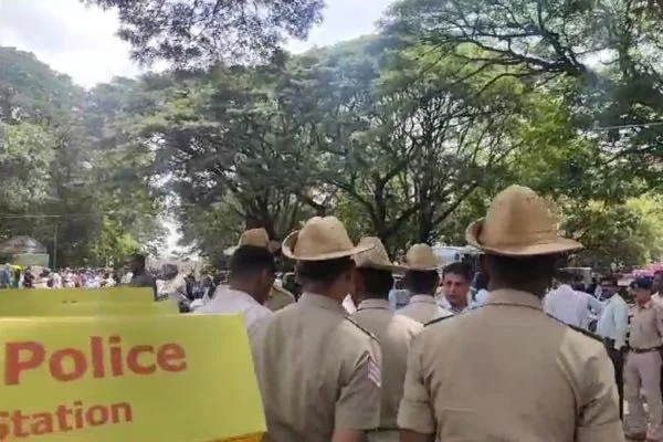 ರಾಜ್ಯದಲ್ಲಿ ಕಾವೇರಿದ ಕಾವೇರಿ ಕಿಚ್ಚು; ಪೊಲೀಸ್ ಬಿಗಿ ಬಂದೋಬಸ್ತ್