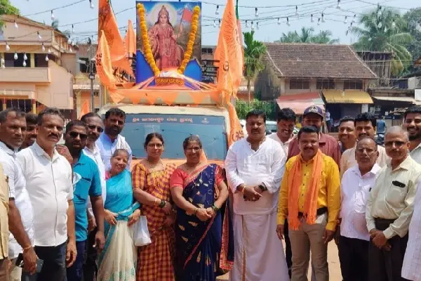 ‘ನನ್ನ ಮಣ್ಣು ನನ್ನ ದೇಶ’ ಅಭಿಯಾನ ರಥಕ್ಕೆ ಪೂಜೆ