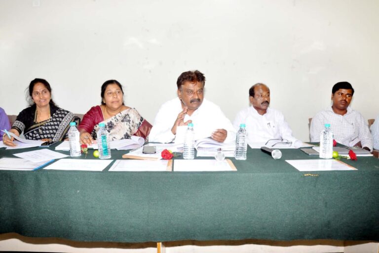ಎಸ್ಸೆಸ್ಸೆಲ್ಸಿಯಲ್ಲಿ ಉತ್ತಮ ಫಲಿತಾಂಶ ಬರಲು ಶ್ರಮಿಸಿ