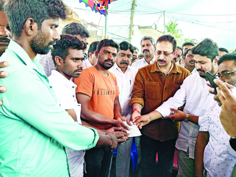 ಸಮಸ್ಯೆ ಆಲಿಸಲು ಸಚಿವರೇ ಖುದ್ದು ಹೆಡಿಯಾಲಕ್ಕೆ ಭೇಟಿ