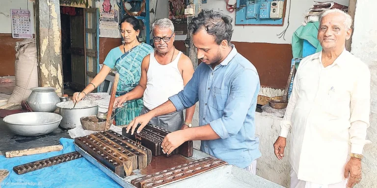 ಸಕ್ಕರೆ ಗೊಂಬೆ ತಯಾರಿಕೆ ಸೂಕ್ಷ್ಮವಾದ ಕೆಲಸ