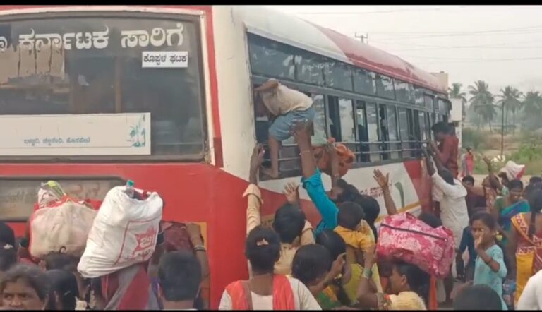 koppal-huligi-temple-devotees-visit-bus-problem-childrens