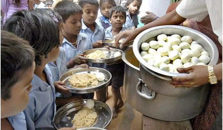 ಬಲವಂತವಾಗಿ ಮೊಟ್ಟೆ ತಿನ್ನಿಸಿದ ಶಿಕ್ಷಕ ಪ್ರಕರಣ ತನಿಖೆಗೆ ಆದೇಶ