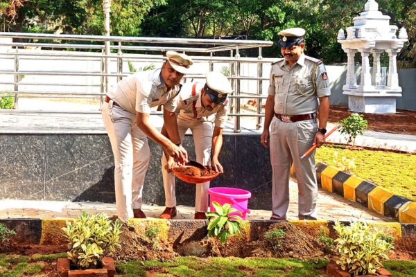 ಪ್ರತಿ ತಿಂಗಳು ಹಳ್ಳಿಯಲ್ಲಿ ಪೊಲೀಸ್ ವಾಸ್ತವ್ಯ