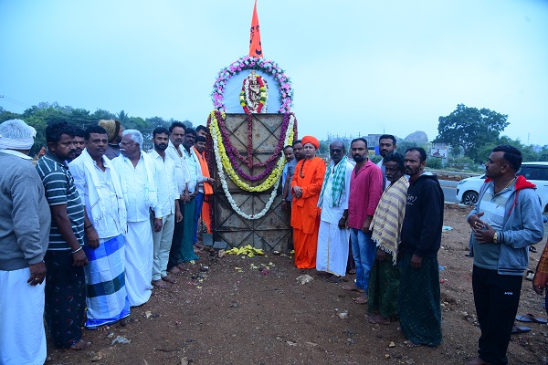 ಶ್ರೀಕೃಷ್ಣ ವೃತ್ತ ನಿರ್ಮಾಣಕ್ಕೆ ಚಾಲನೆ