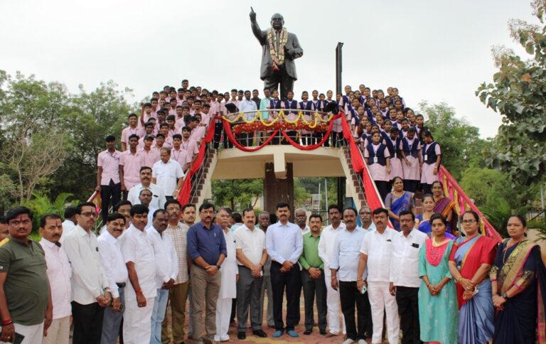 ಜಿಲ್ಲಾಡಳಿತದಿಂದ ಪರಿನಿರ್ವಾಹಣ ದಿನ ಆಚರಣೆ