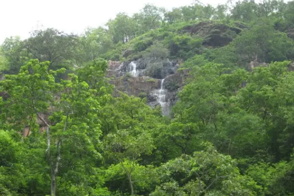 ಎಸಿ, ತಹಸೀಲ್ದಾರ್ ವಿರುದ್ಧ ಕ್ರಿಮಿನಲ್ ಕೇಸ್
