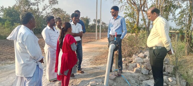 Zp ceo visit villages to attend drinking water issues