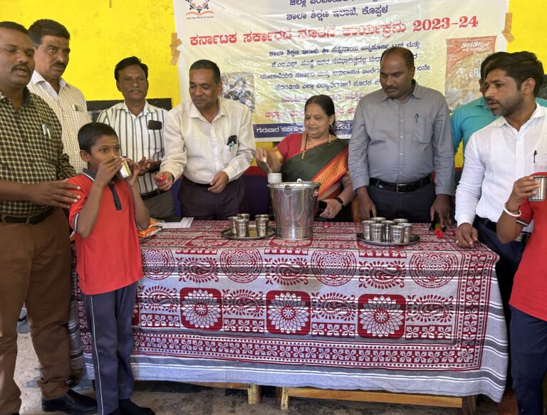 Ragi malt distribution in government school ddpi participate