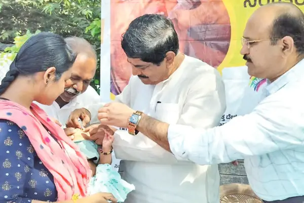 Give polio drops to children without fail