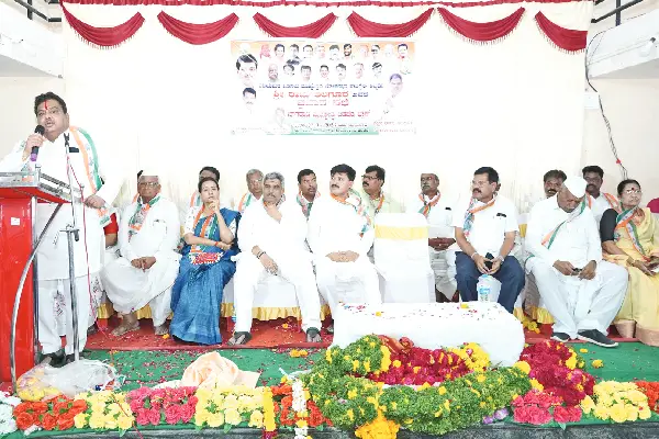 Chadchan, District In-charge Minister, M.B. Patil, Congress Workers Meeting, Prime Minister, Narendra Modi,